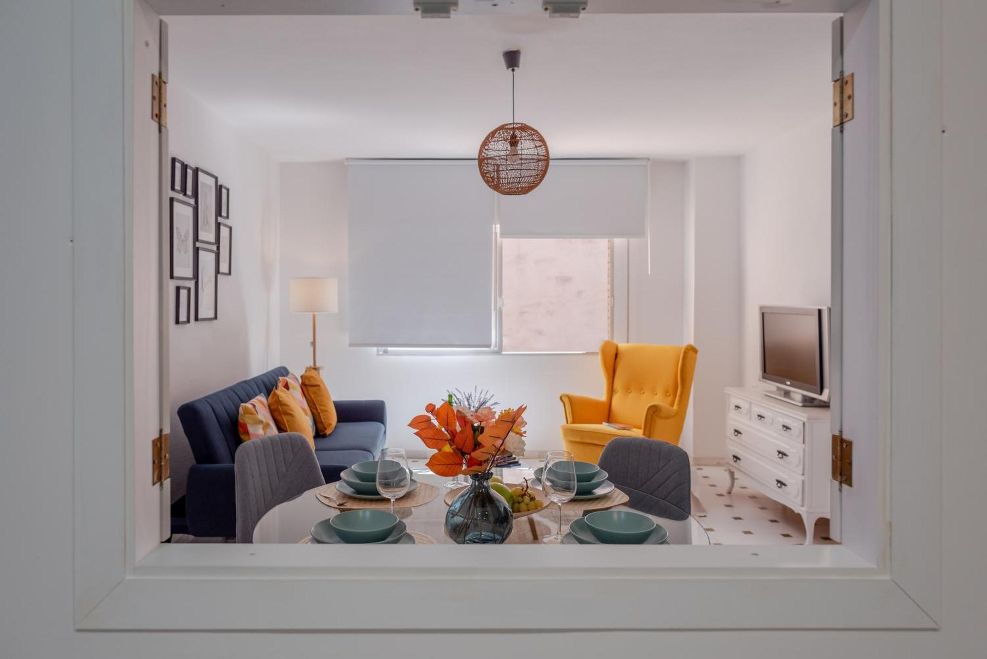 Mrs Apartamento En Gran Via De Colon Parking Granada Bagian luar foto