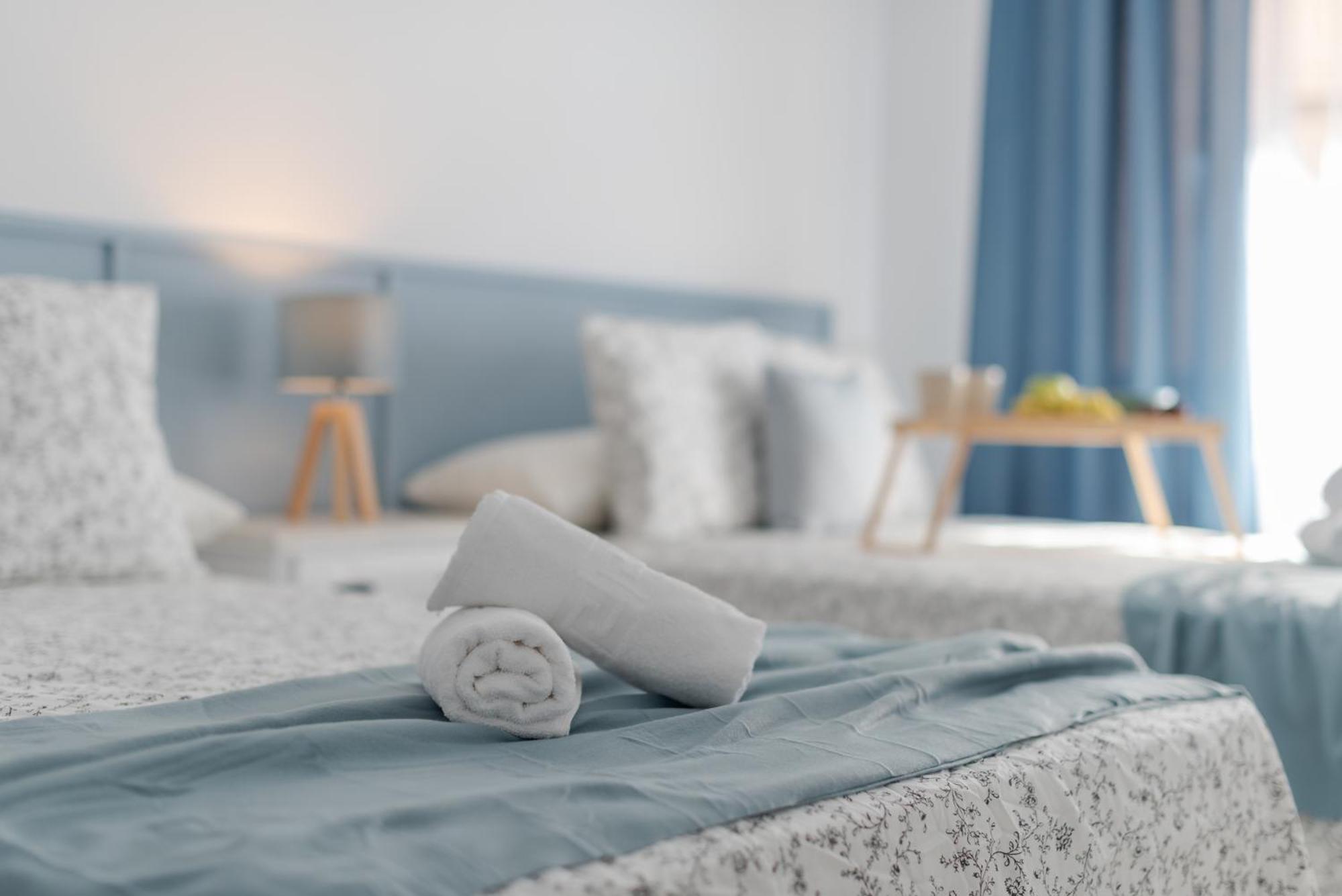 Mrs Apartamento En Gran Via De Colon Parking Granada Bagian luar foto